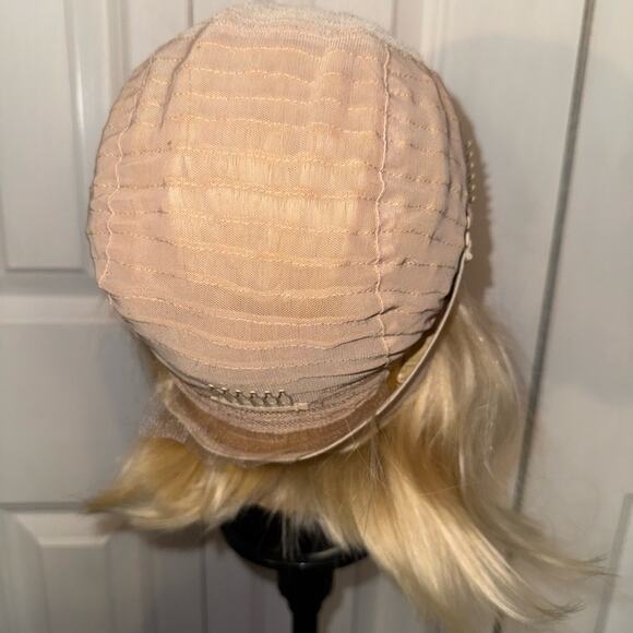 Sunber 613 Bob Wig - Picture 8 of 10